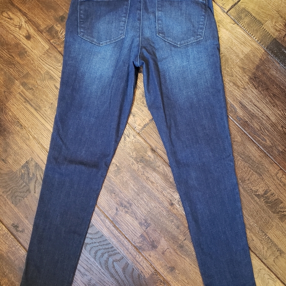 WIT & WISDOM JEANS SIZE 6 - Picture 6 of 7